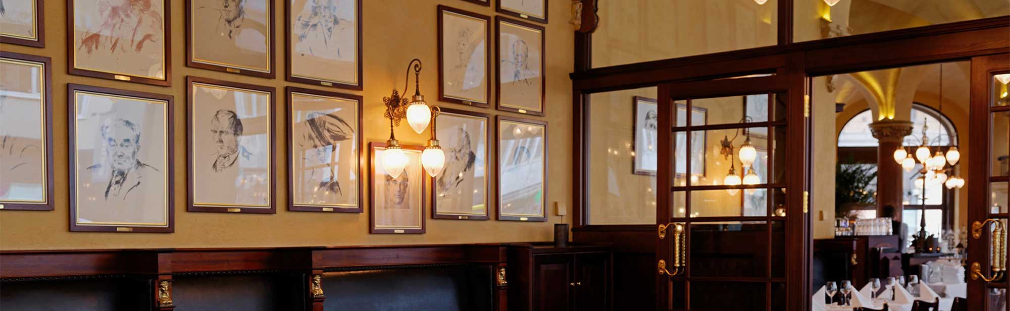 Portraits at Theatercafeen